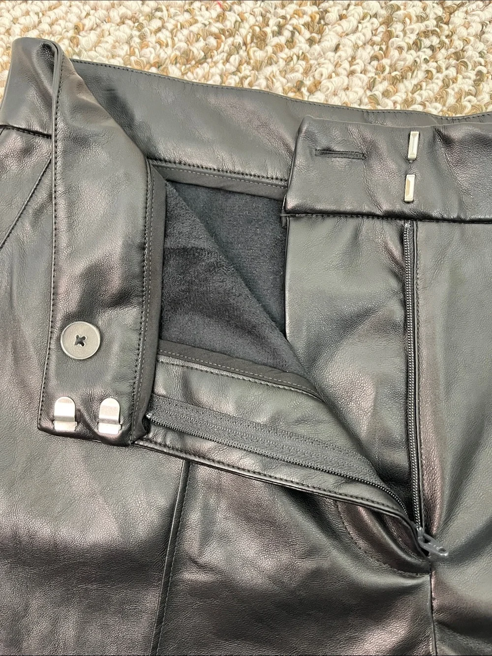 NINE WEST FAUX LEATHER MINERAL BLACK WIDE LEG PLEATED PANTS SZ 12 NWT